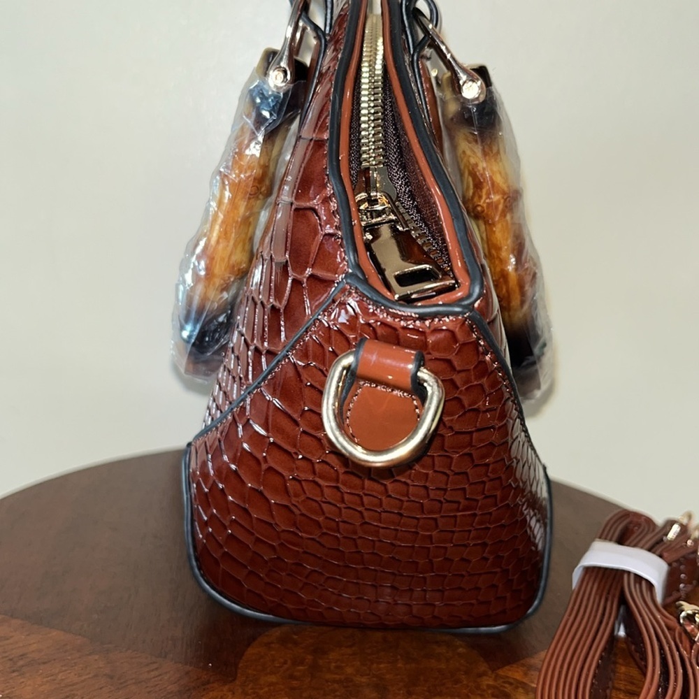 Accessorize Satchel Crossbody bag Croc pattern patent leather brown/bamboo - Picture 6 of 10